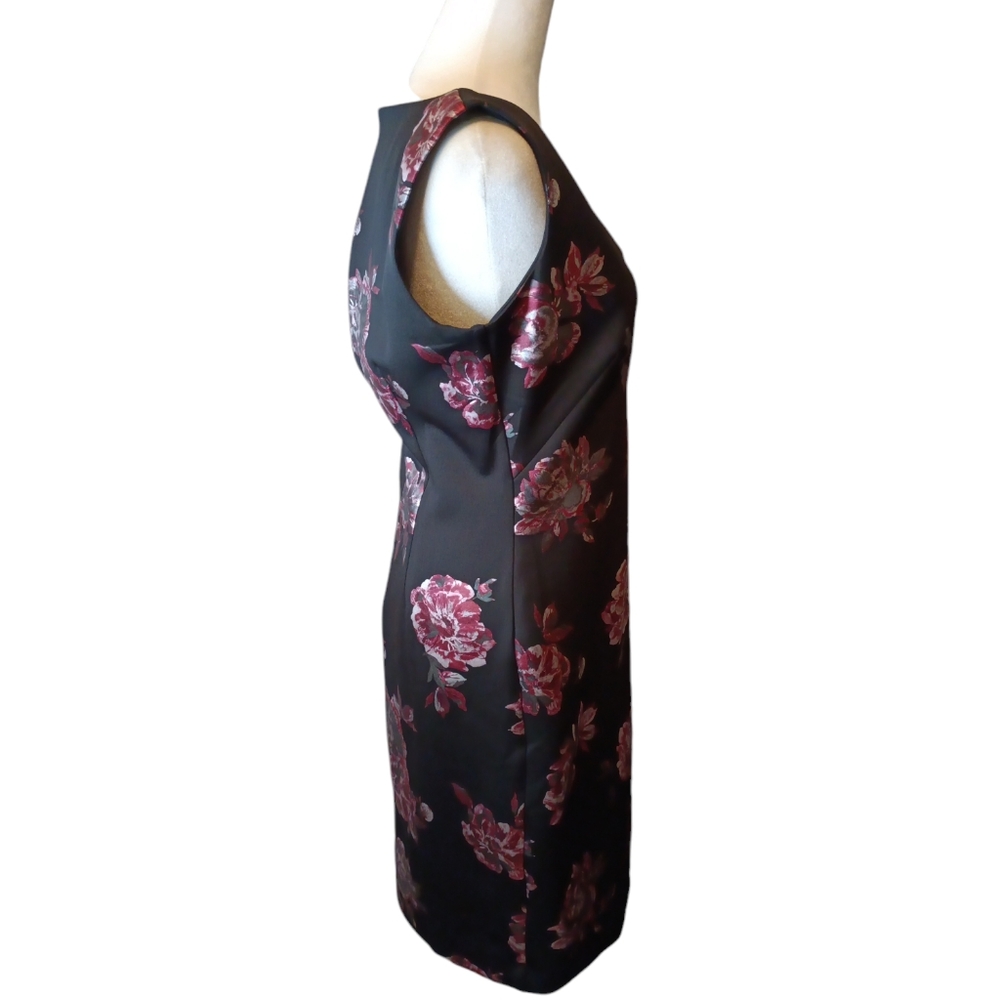 White House Black market black dress with pink and silver flowers size 6. Bnwt. - Picture 2 of 7